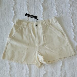 Papermoon High Waist Cream Shorts M 100% Cotton NWT Frayed Hem